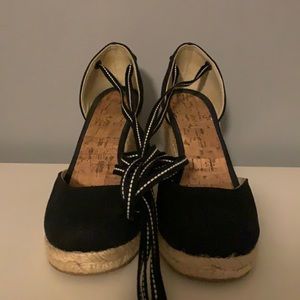 Tommy Hilfiger Wedge size 6